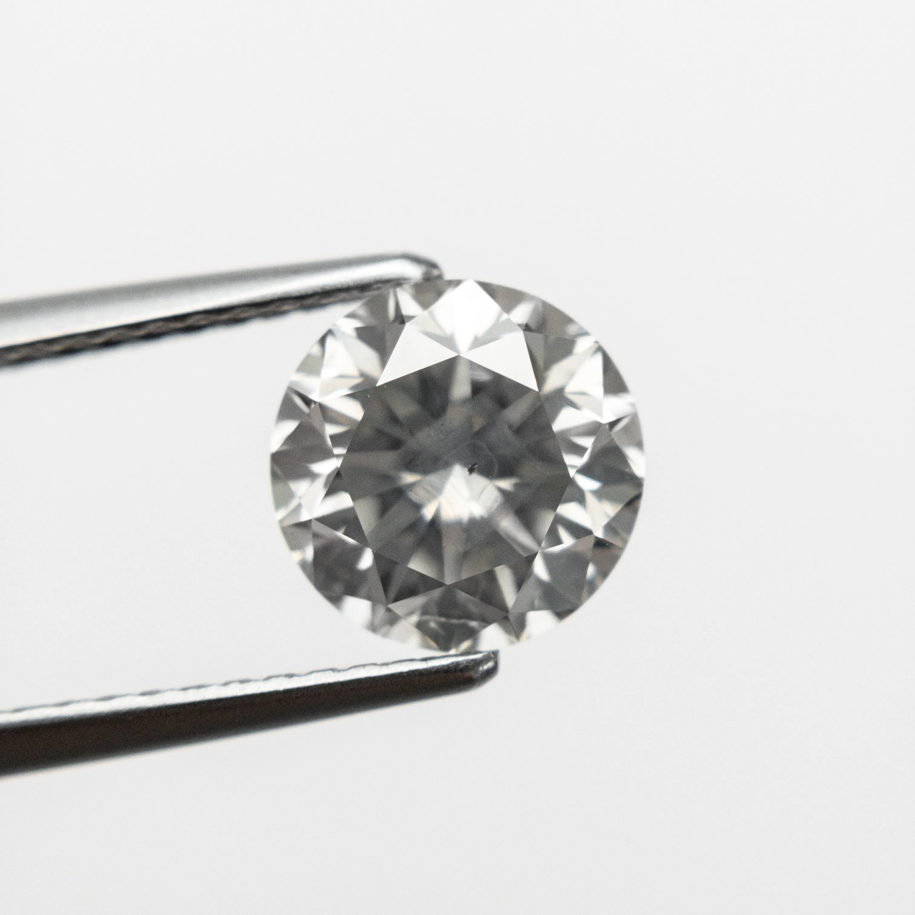 2.05ct 7.57x7.63x5.27mm GIA Fancy Light Grey Round Brilliant 18988-01
