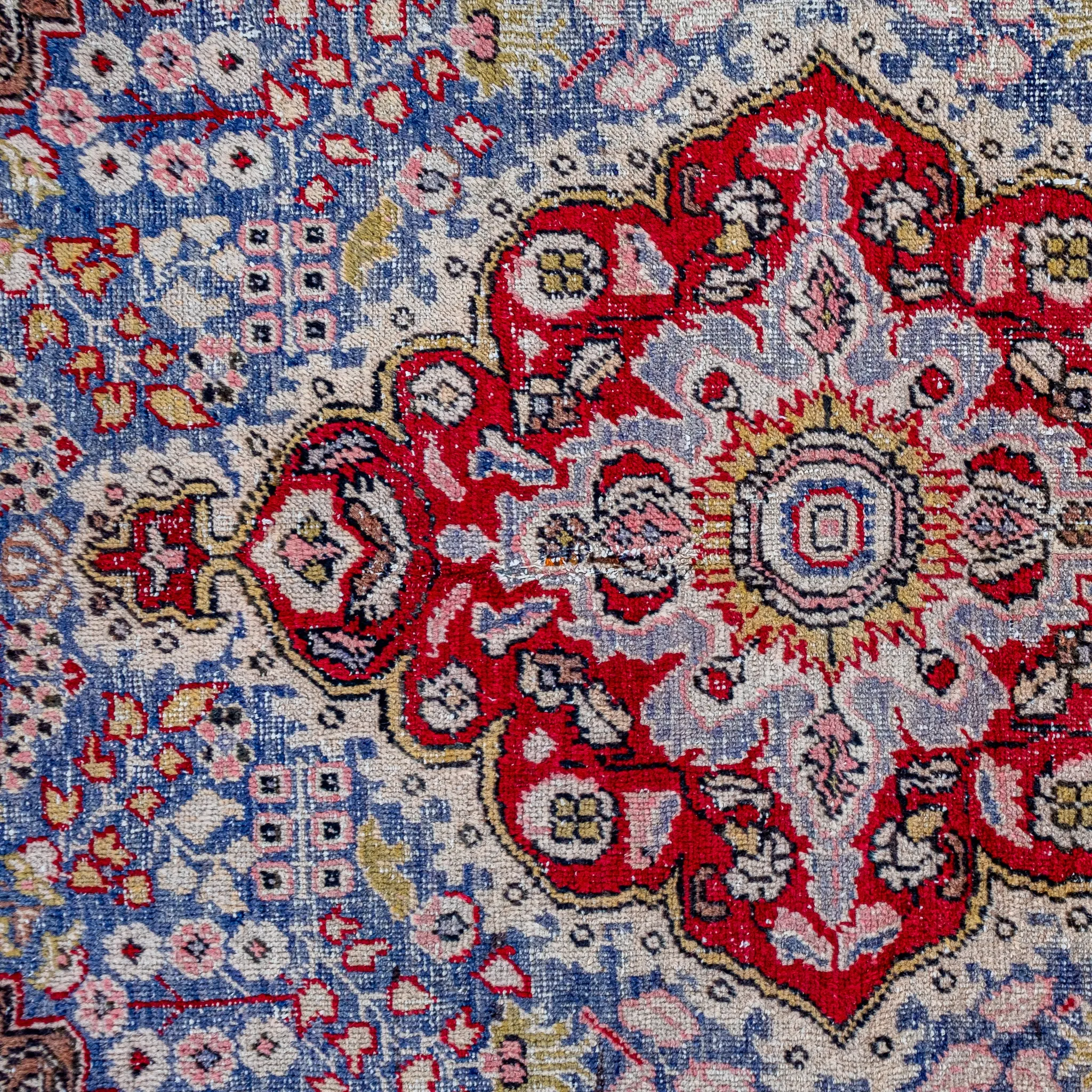 2912 Handwoven Vintage Rug 4’3x6