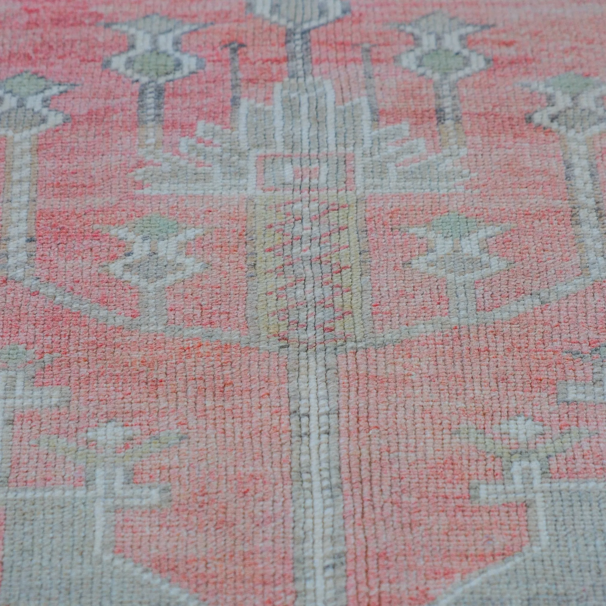 6856 Handwoven Vintage Rug 3'8x6
