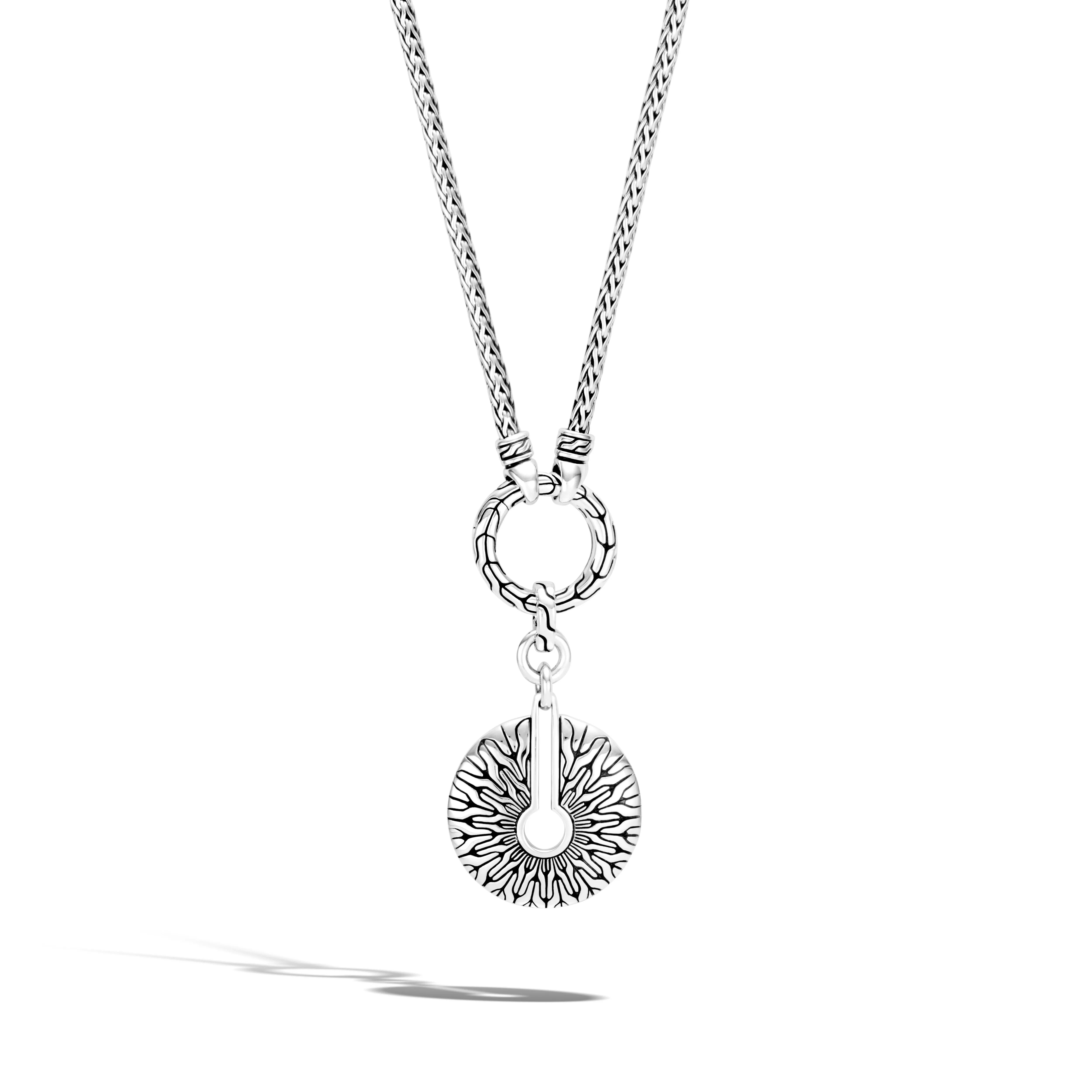 Amulet Keyring 18in Necklace