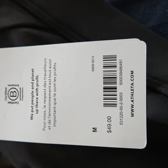Athleta Ultimate Bra Black Medium A-C MSRP $49 FPS032