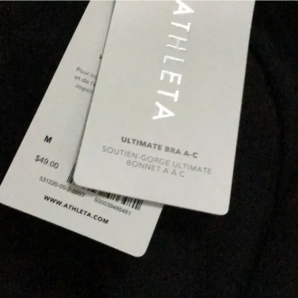 Athleta Ultimate Bra Black Medium A-C MSRP $49 FPS032
