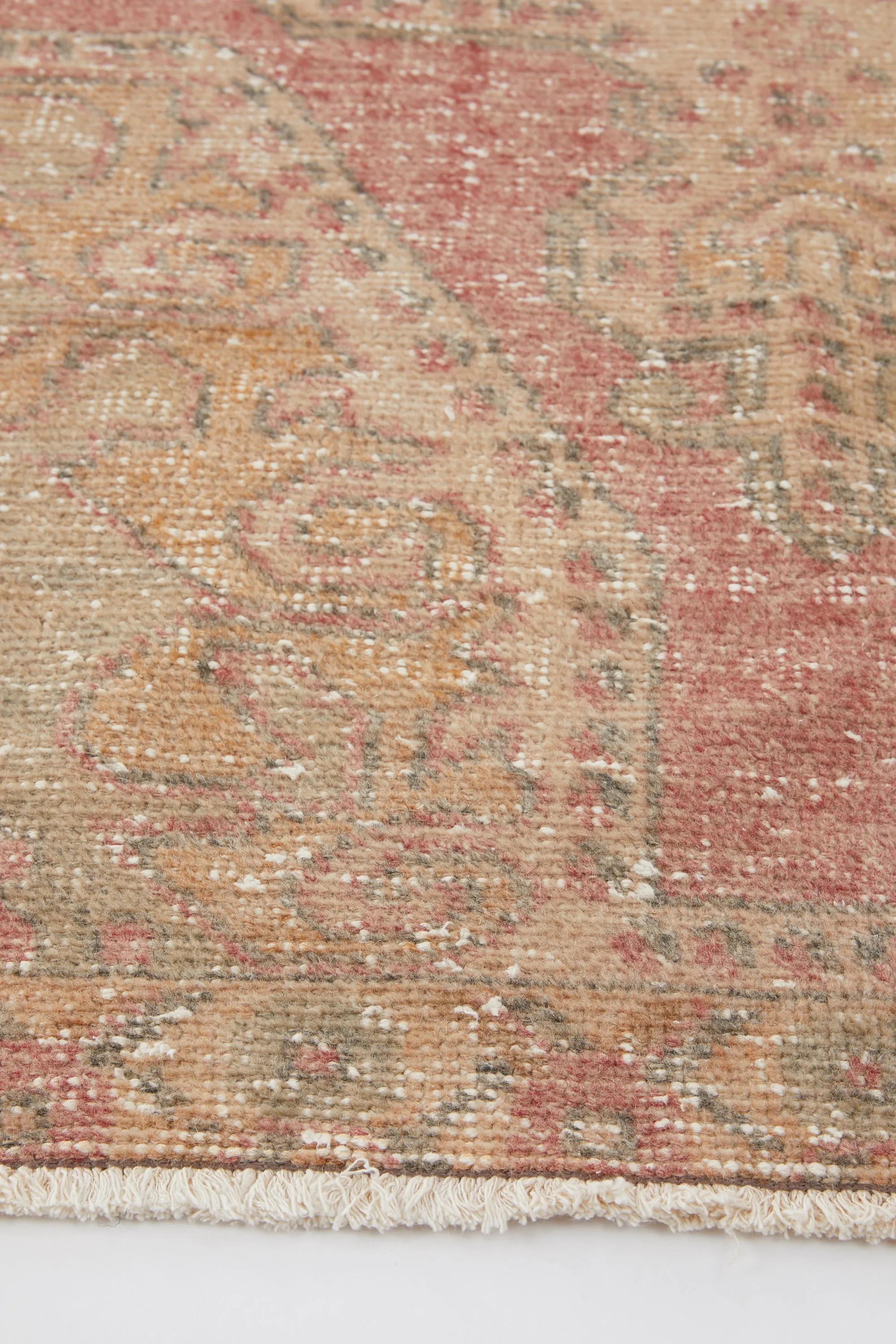 'Atlas' Vintage Rug - 4'1" x 7'0"