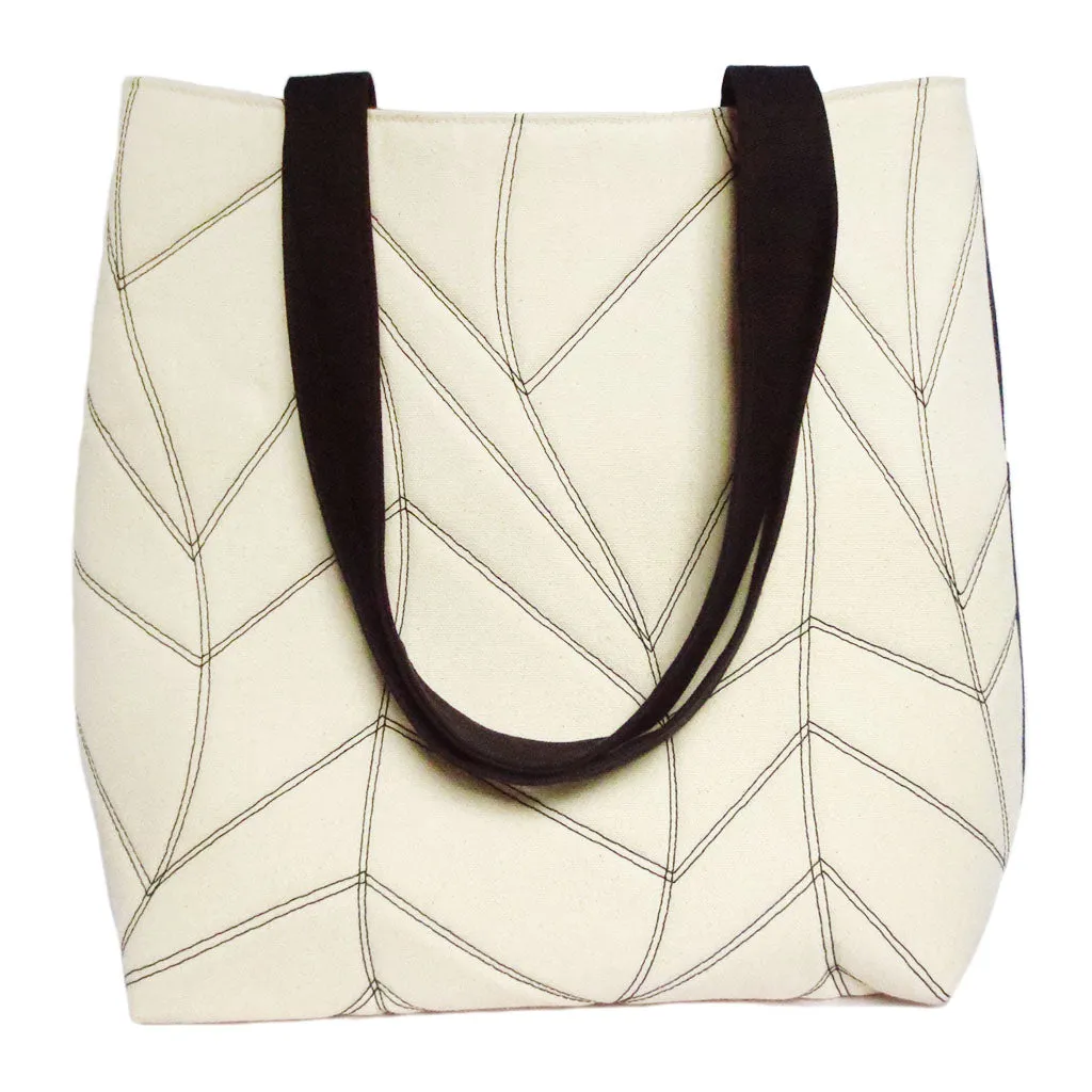 cassandra 517 tote