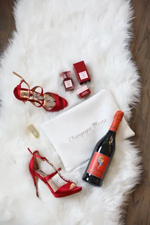 CHAMPAGNE PLEASE CLUTCH
