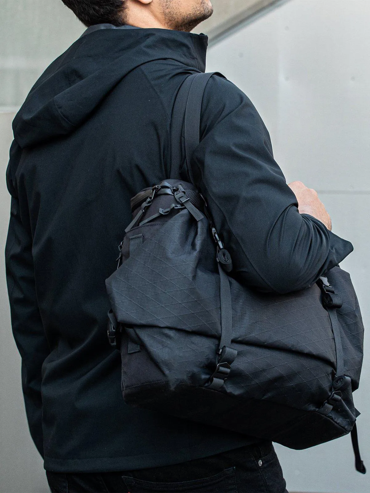 Code Of Bell X-TOTE 3 Way Messenger Tote Pitch Black