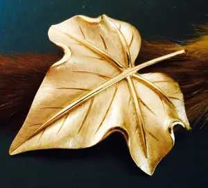 Copy of Vintage Gold Ivy Brooch 1950-1960 Medium