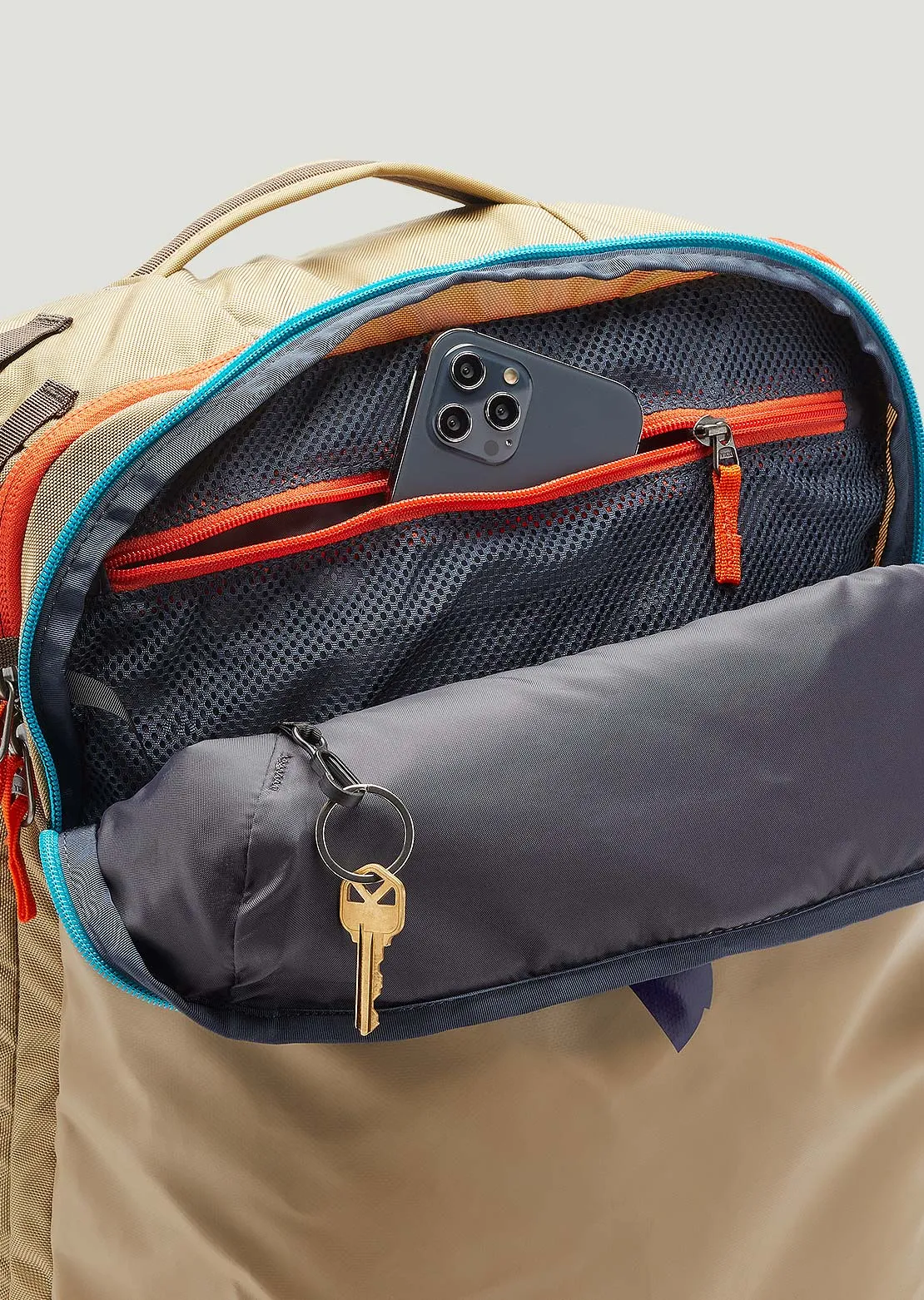 Cotopaxi Allpa 35L Travel Pack