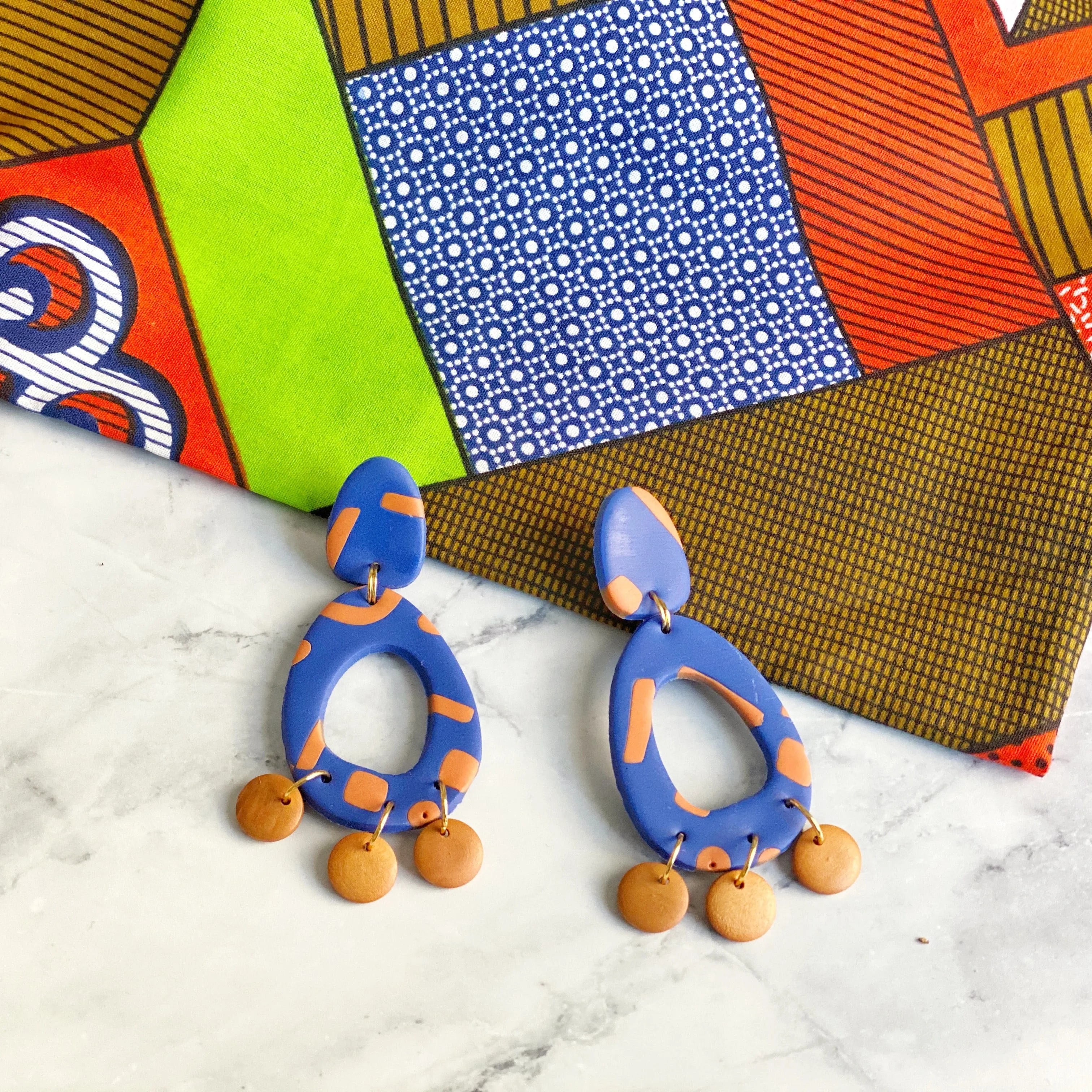Dazzling Dimensions Wrap