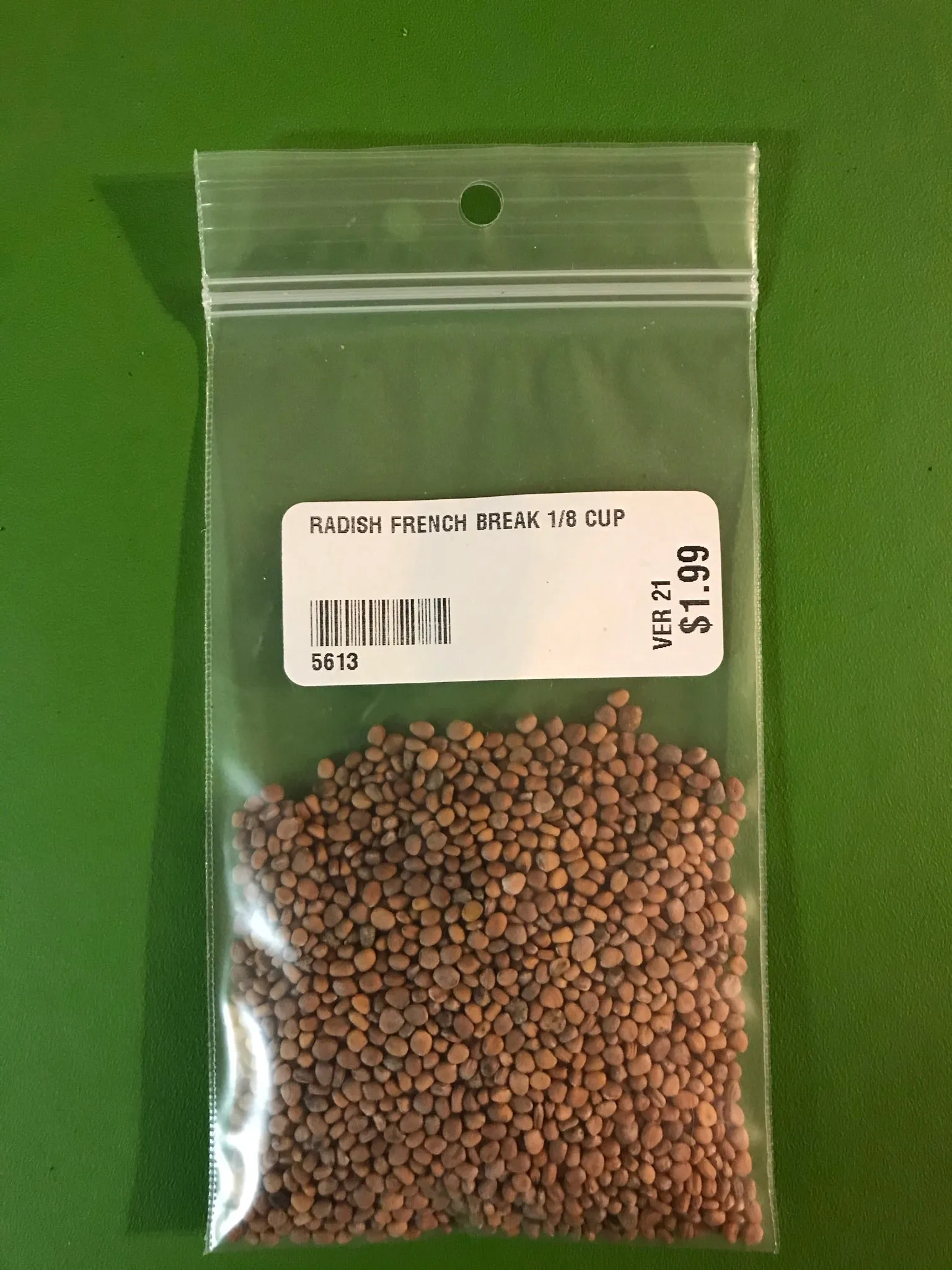 French Breakfast Radish Seeds (Summer Type) (23 days) - 1/8 Cup - Bulk