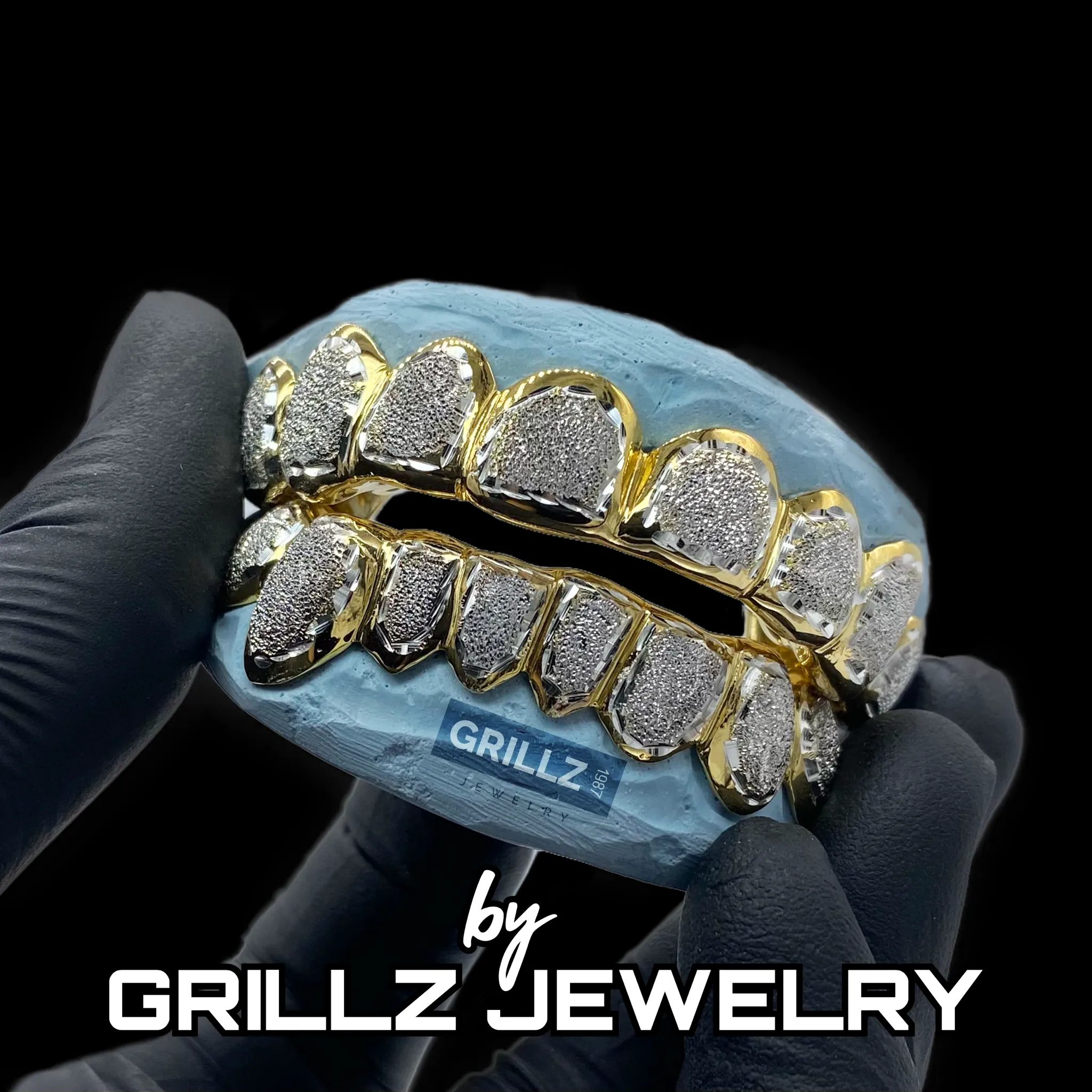 Grillz with shiny frames