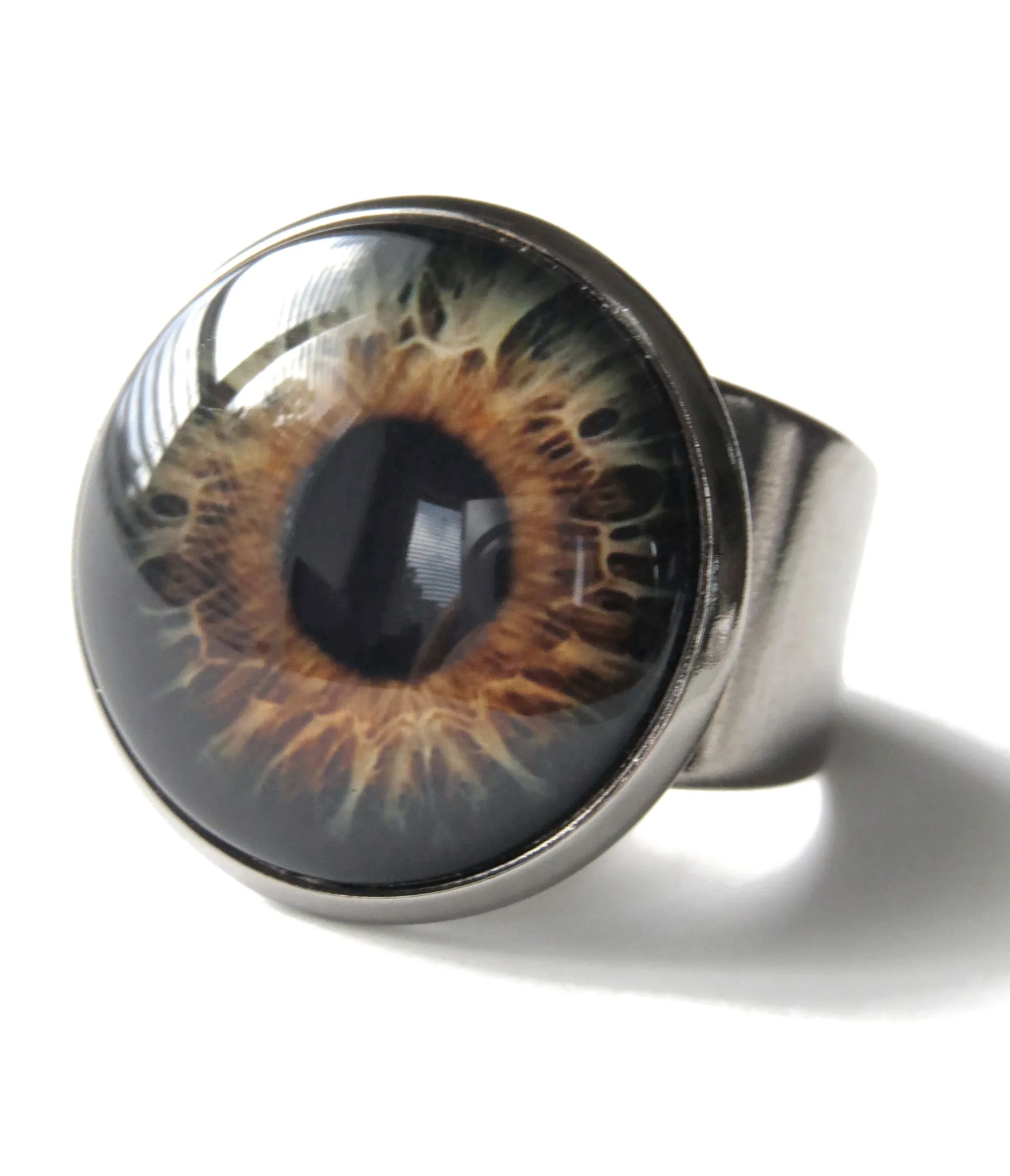 Halloween Eyeball Ring with Realistic Brown Eye - Two Sizes