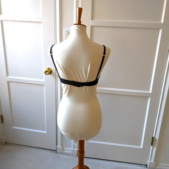 Hanro Cotton Sensation Wireless Black Bra Size 32c