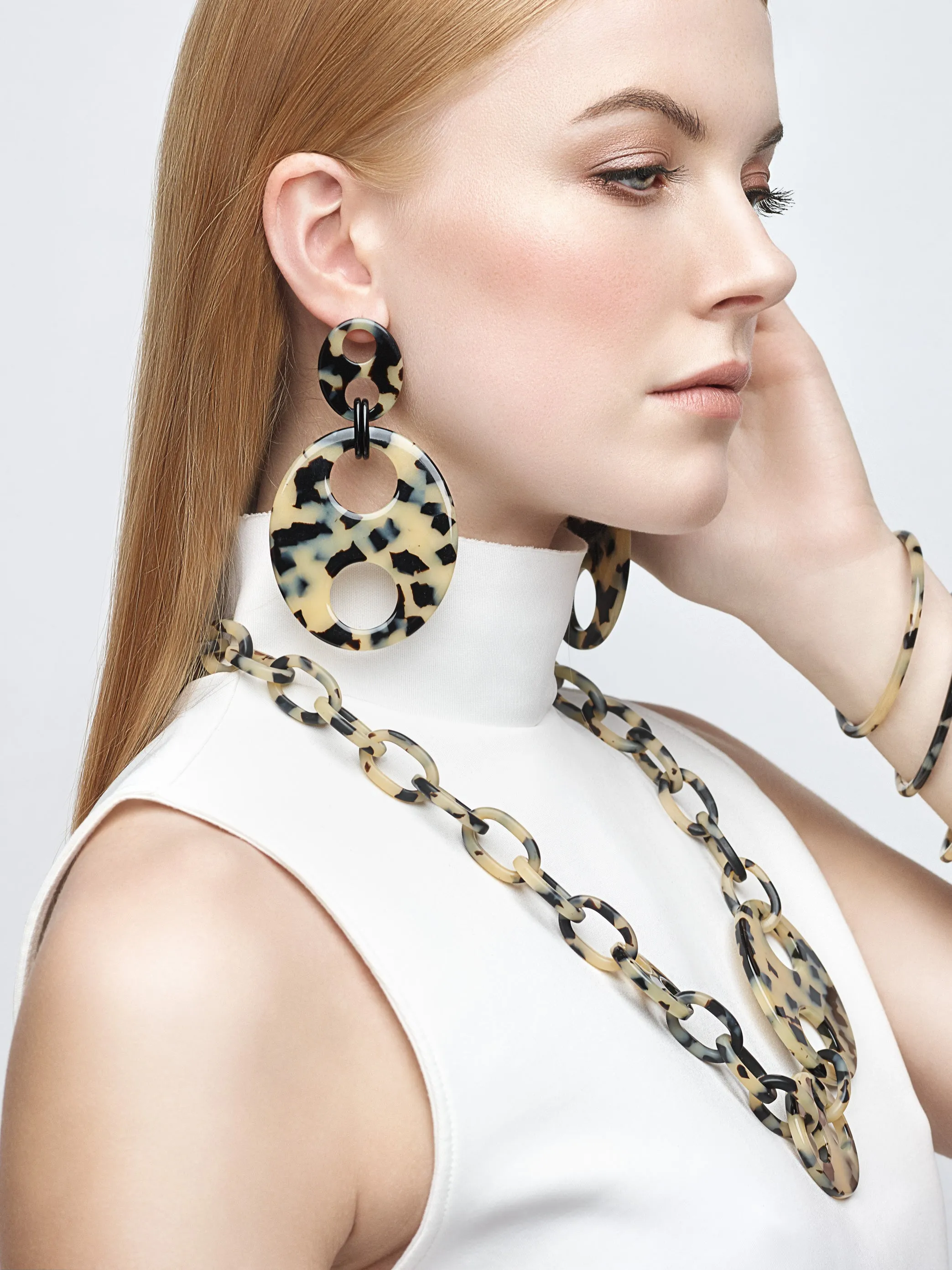 Haricot Quatre Light Tortoiseshell Necklace Shiny