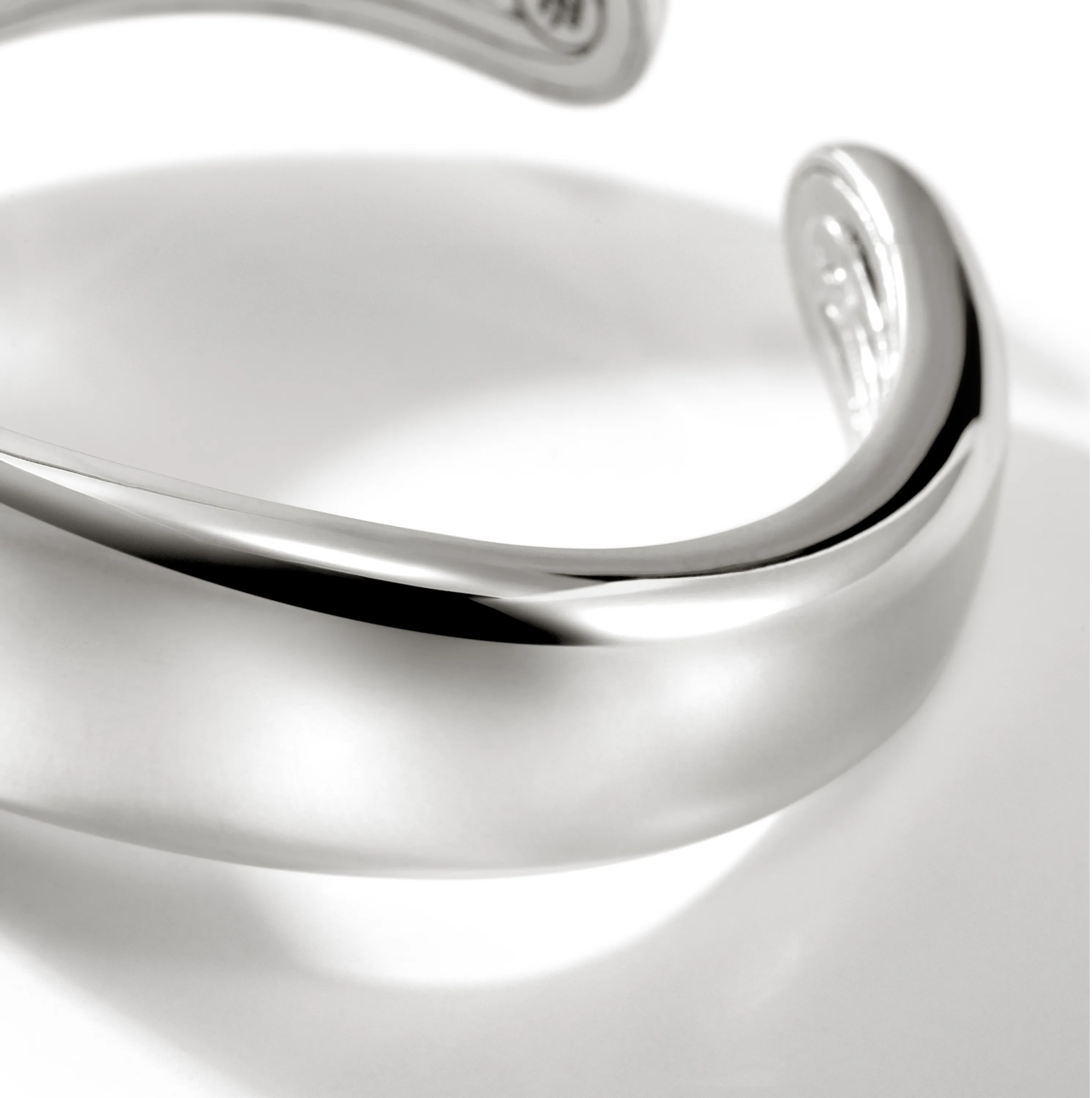 John Hardy Surf Silver Kick Cuff