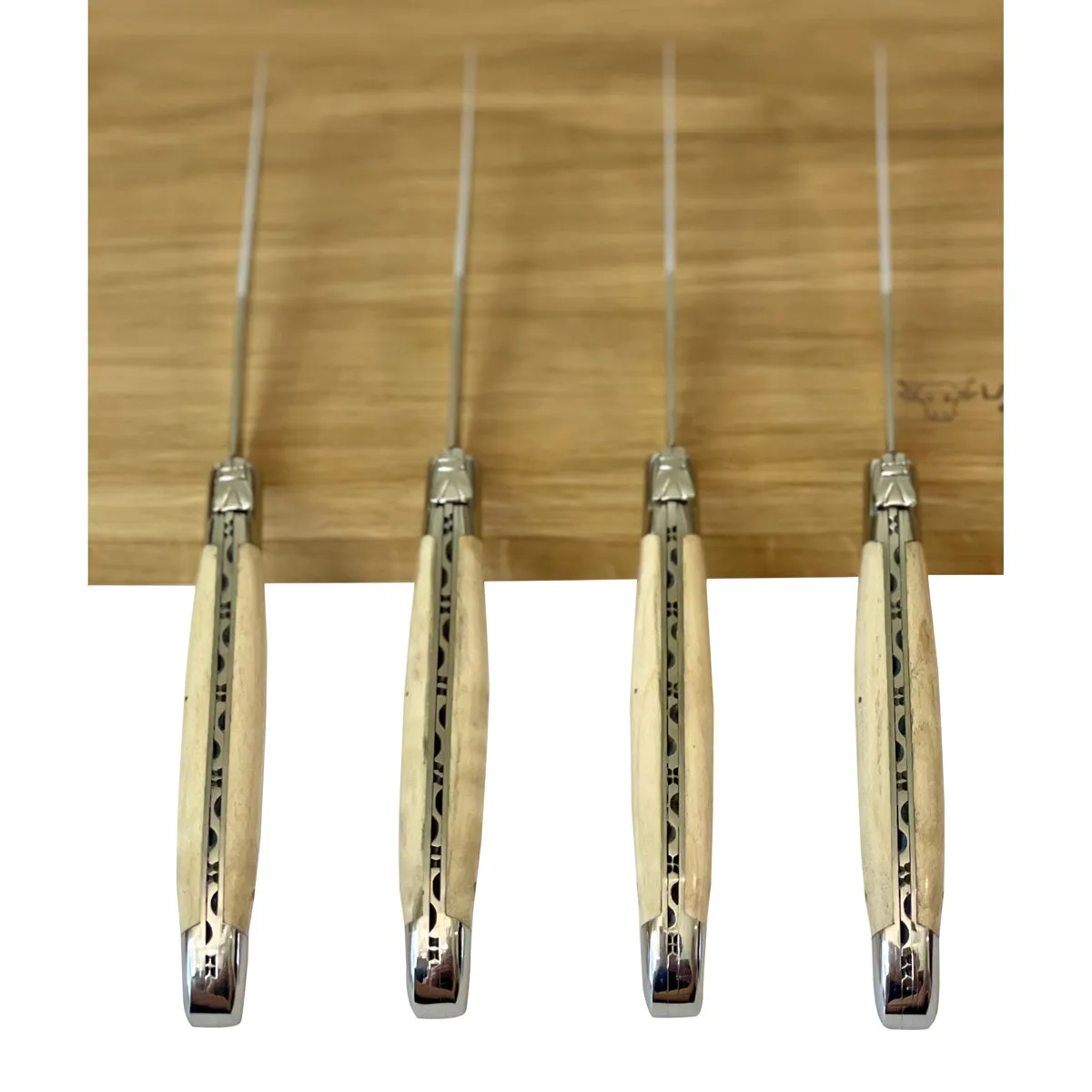 Laguiole en Aubrac Handcrafted 4-Piece Steak Knife Set with Wavy Natural Maple Wood Handles