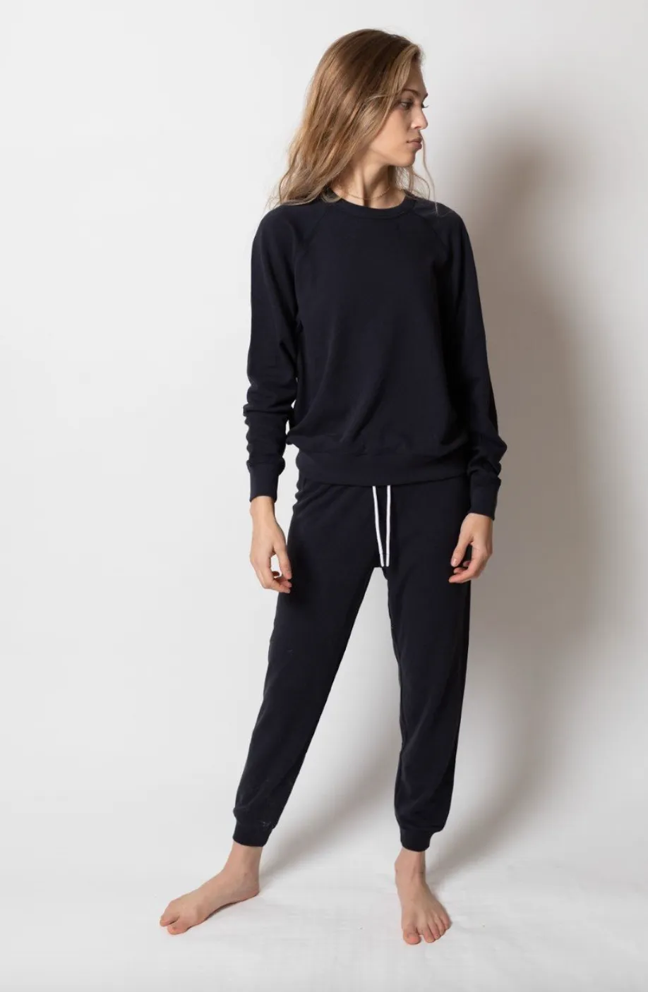 Leallo Dune Crewneck (More Colors)