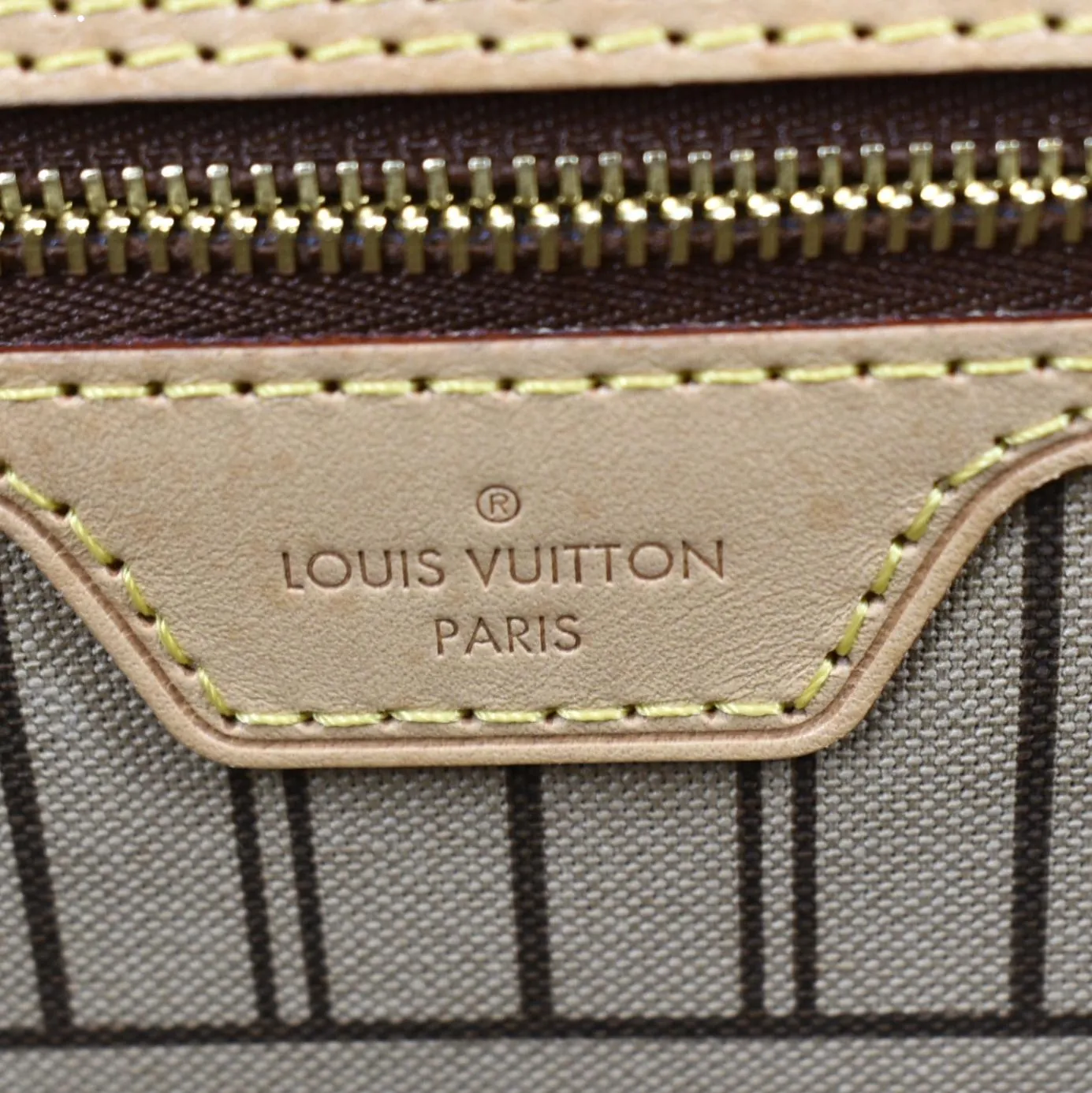 LOUIS VUITTON Neverfull GM Monogram Canvas Tote Bag Brown