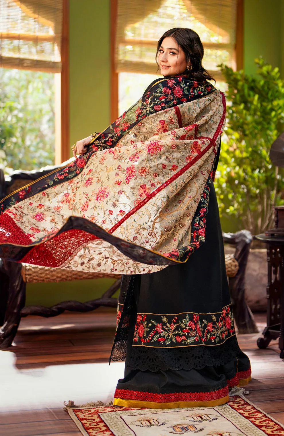 MARYUM & MARIA | Premium Lawn'24 | Zayna MS24-569