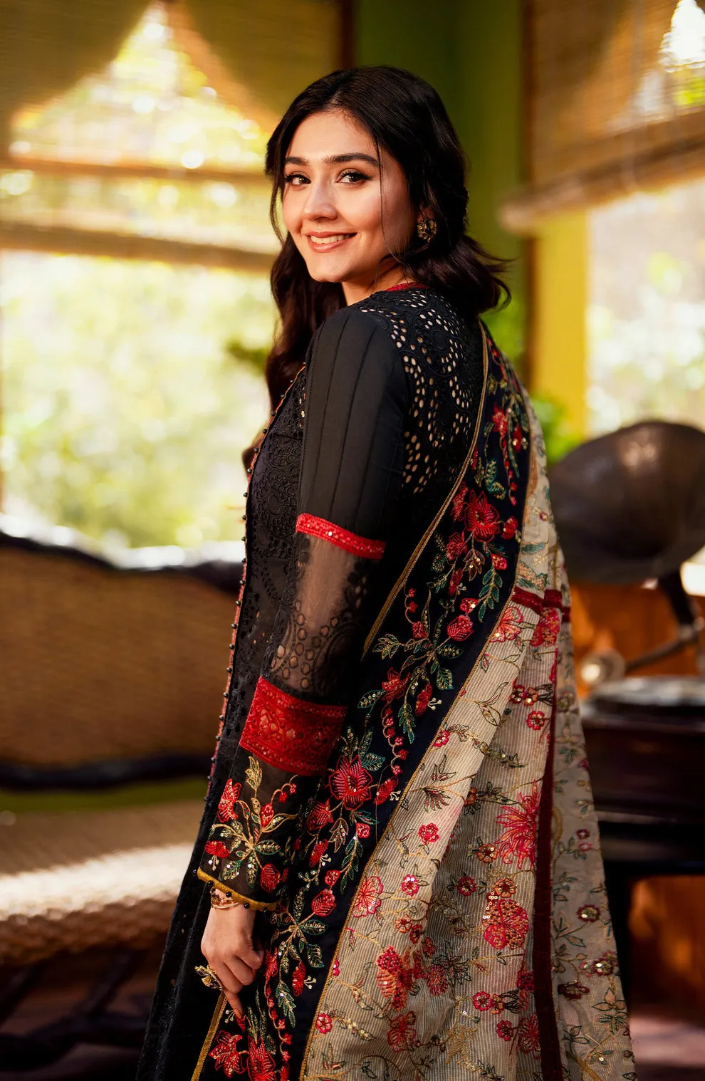 MARYUM & MARIA | Premium Lawn'24 | Zayna MS24-569