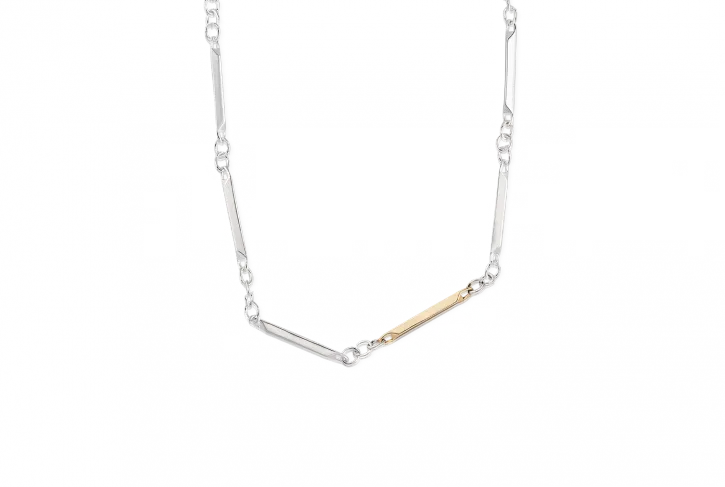 Neutral Ground Chain Necklace