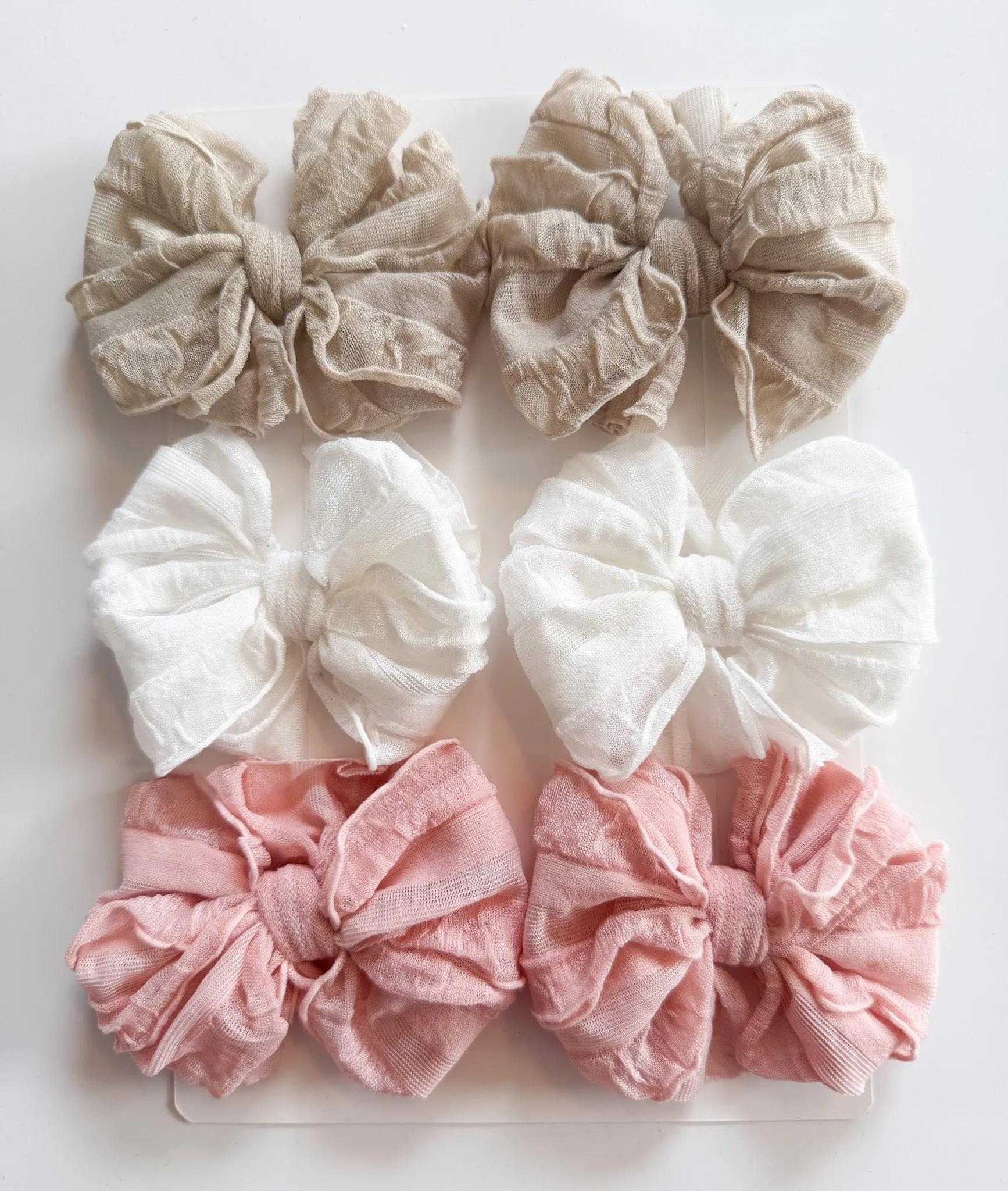 Neutral Piggy Sets
