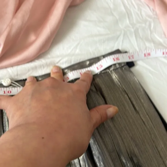 NWT  Tory Burch Mini Metallic Pleated Skirt - $450  Size: 8