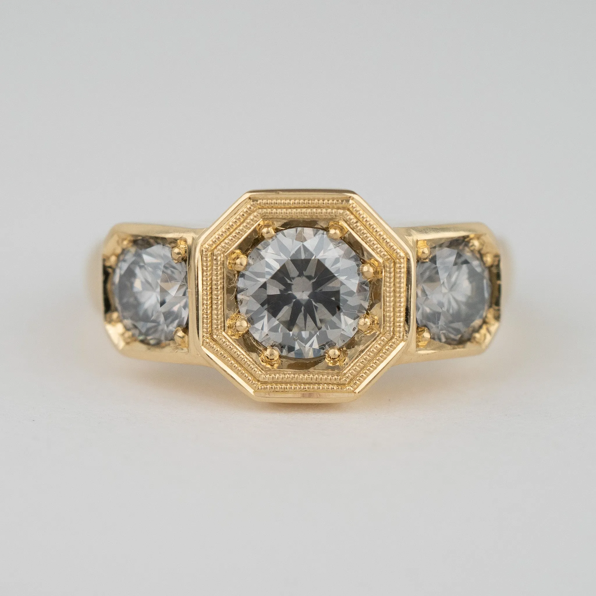 Octavia Ring