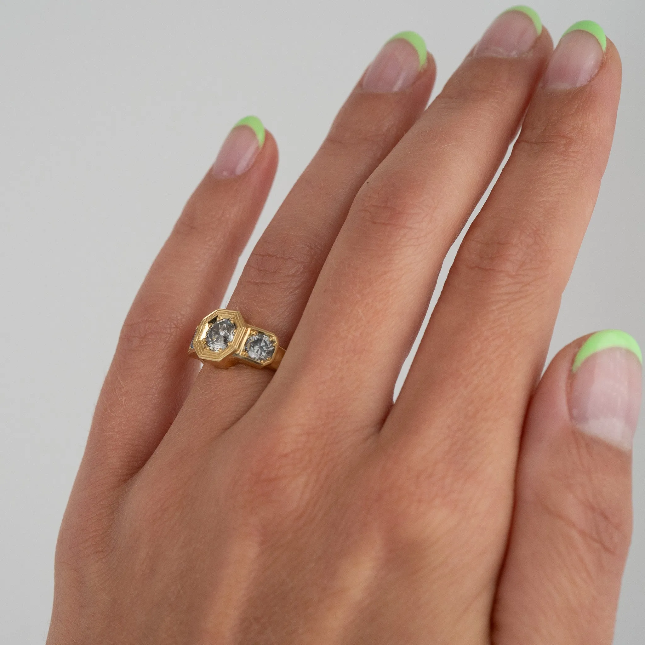 Octavia Ring