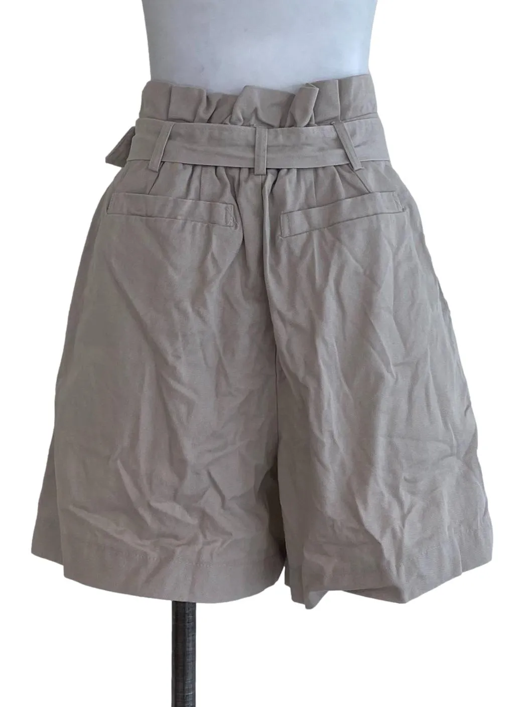 Parchment Plain Short