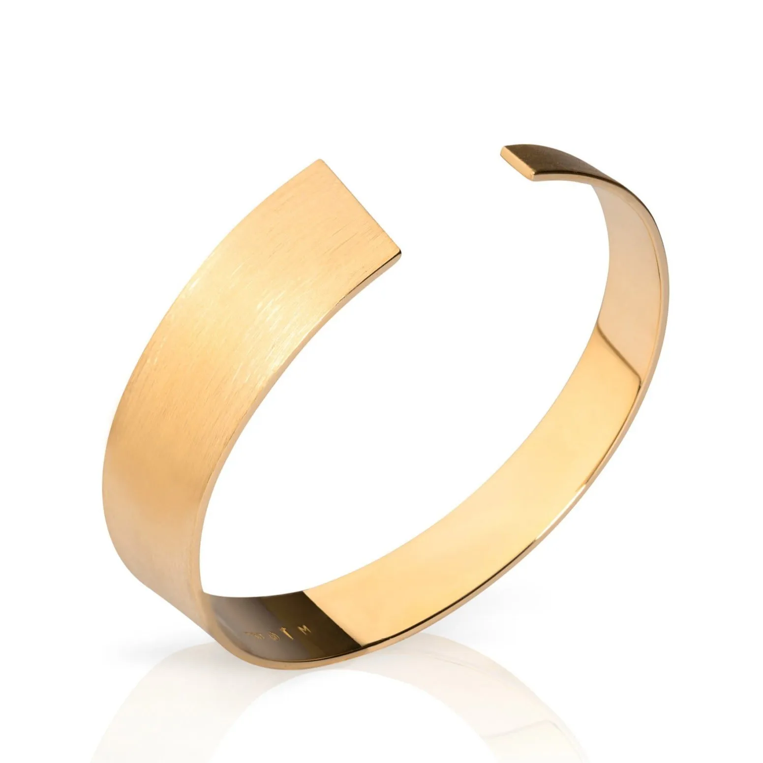 Preikestolen (Pulpit Rock) 18K Gold Bangle