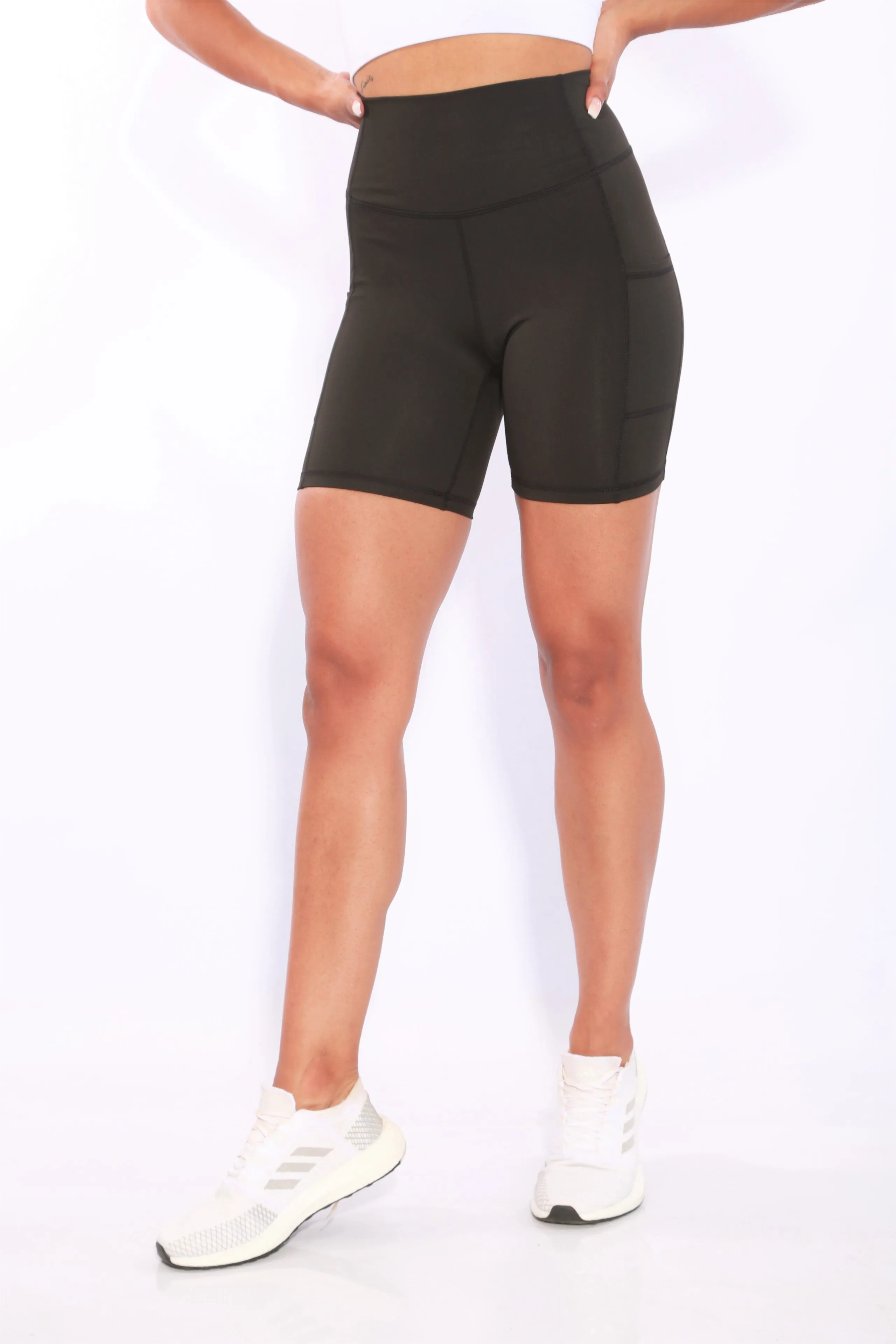 Shapewear Gymbunny Staple Shorts with cell pocket -Black
