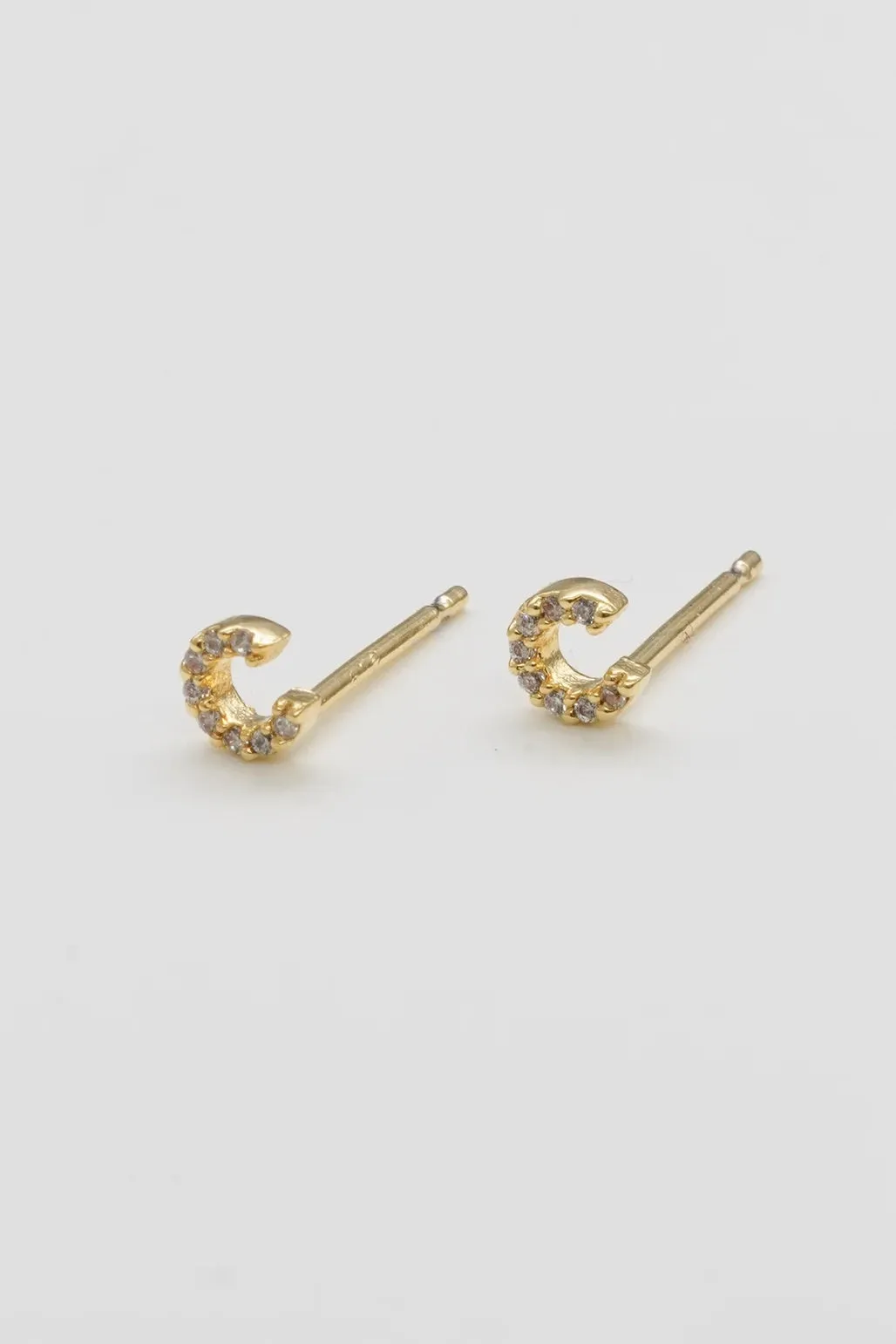 SHINY INITIAL STUD
