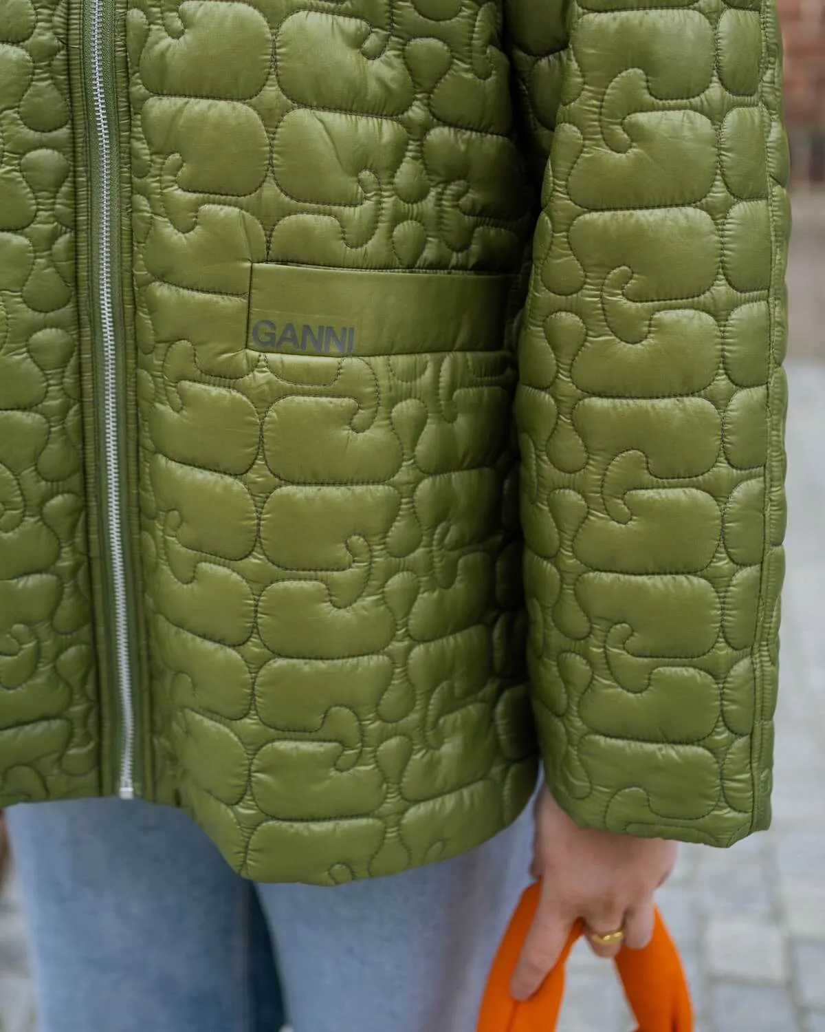 Shiny Quilt Jacket - Spaghnum