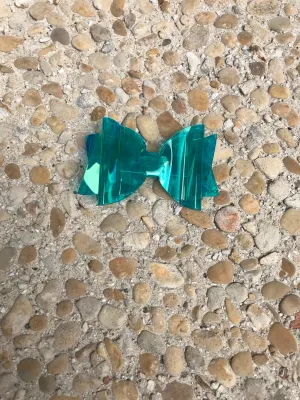 Small Green Glossy Pool Bow