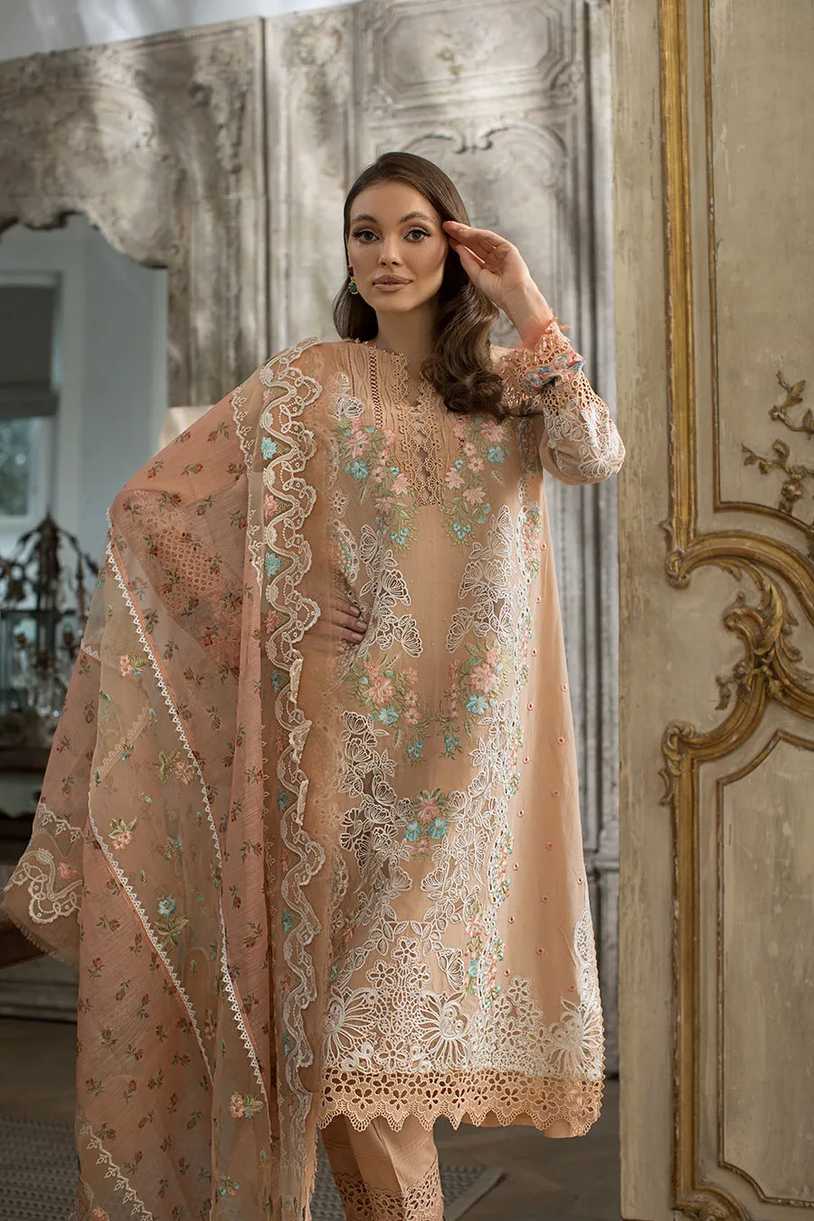 SOBIA NAZIR LUXURY LAWN 2024 | 4B