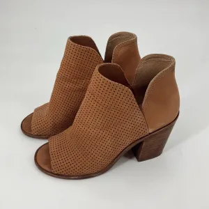 Steve Madden Booties Size 6