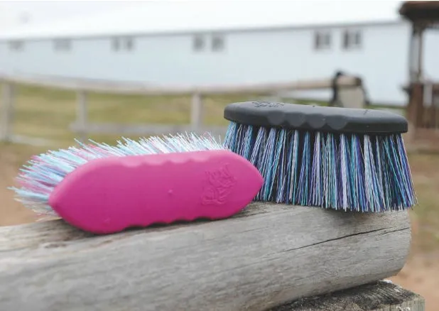Tail Tamer Small Flick Brush